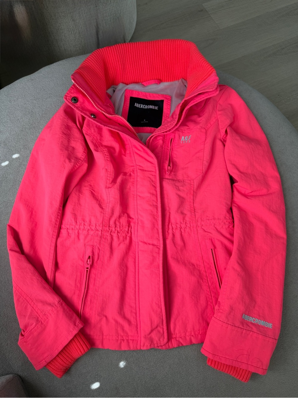 Vintage/Y2K Abercrombie & Fitch Jacket vibrant hot pink size M